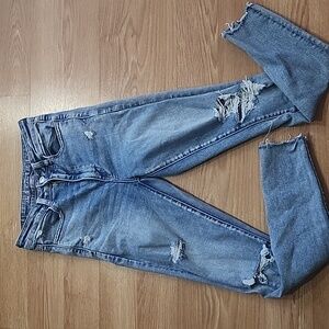 AMERICAN EAGLE HIGHEST-RISE JEGGING